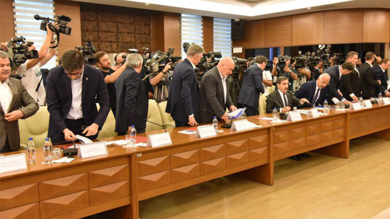 Hükümet ve Memur-Sen anlaşamadı, son kararı Hakem Kurulu verecek