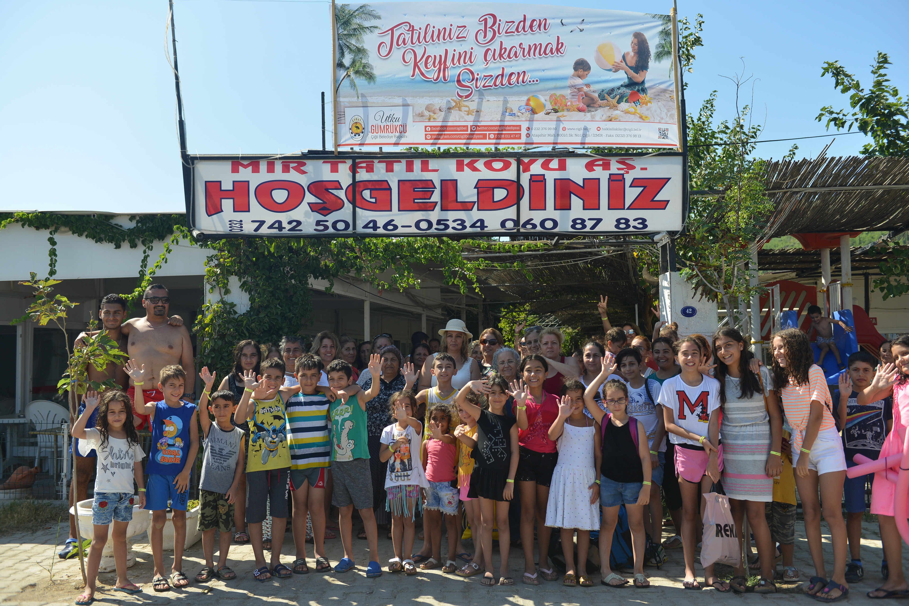 Çiğli Belediyesi'nden kadın ve çocuklara eğlenceli deniz tatili: 