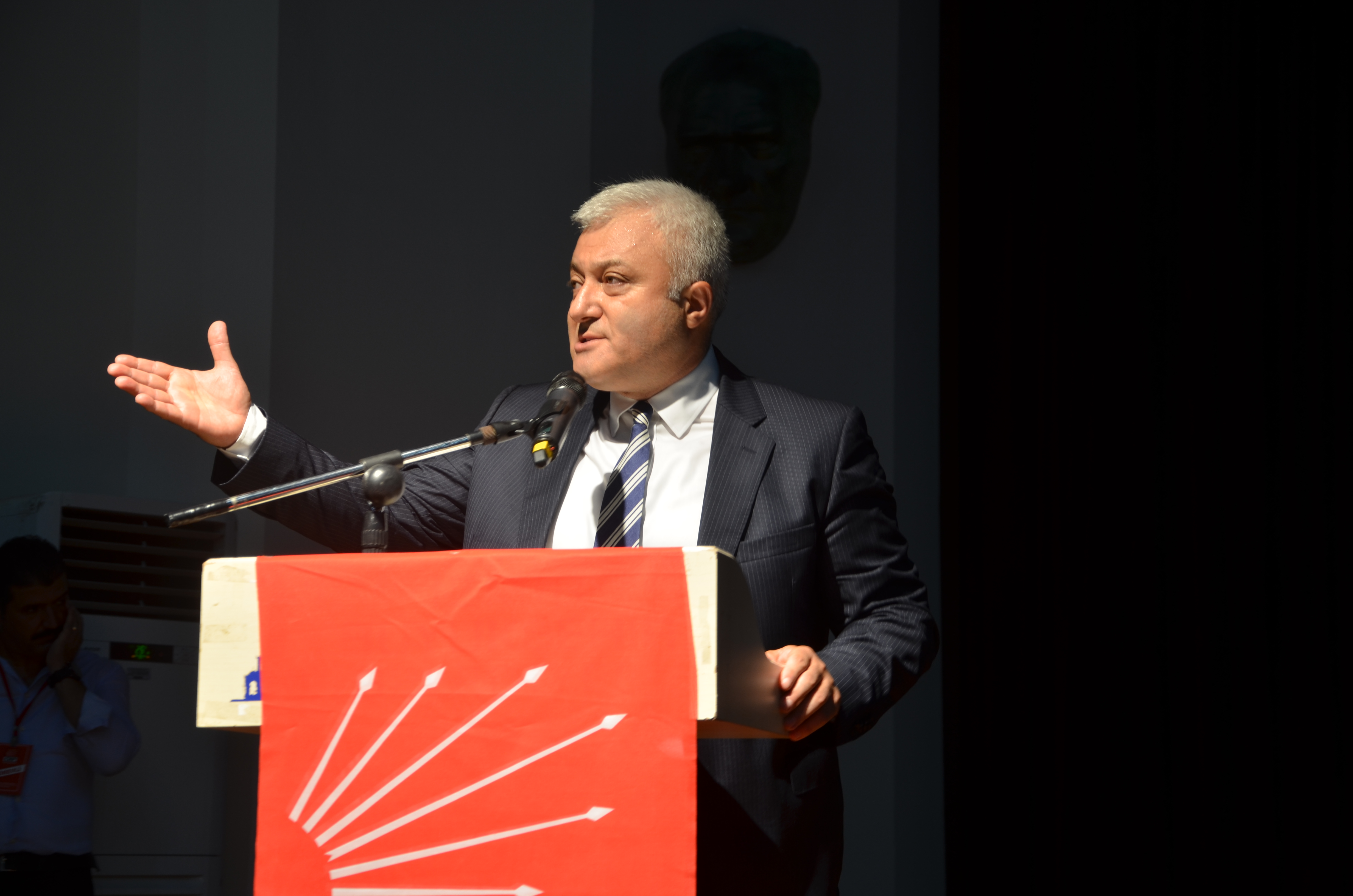 CHP'li Özkan, İzmir'de partililere mesajı verdi: 