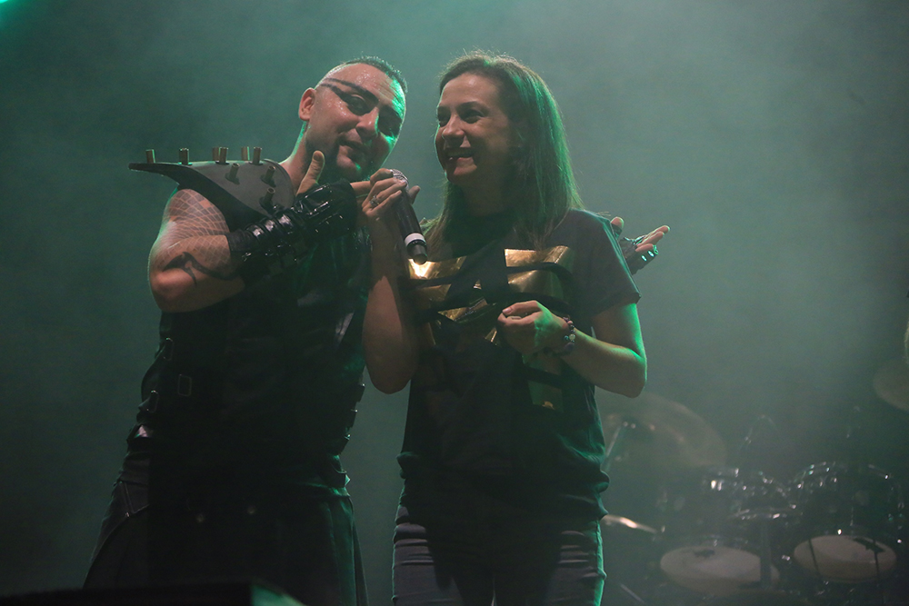 Selçuk'ta Hayko Cepkin'den muhteşem şov