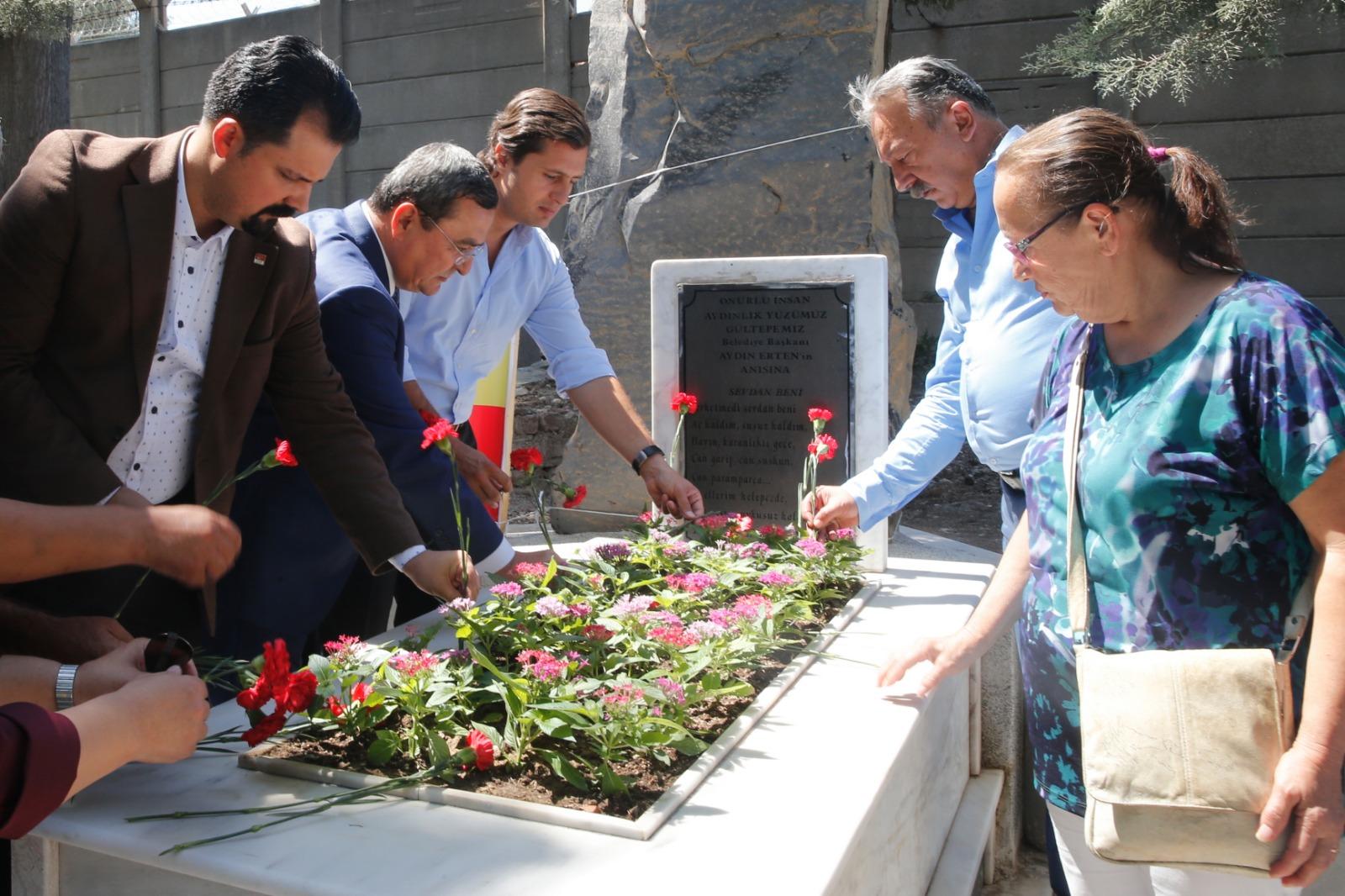 Konak'ta efsane başkan anıldı