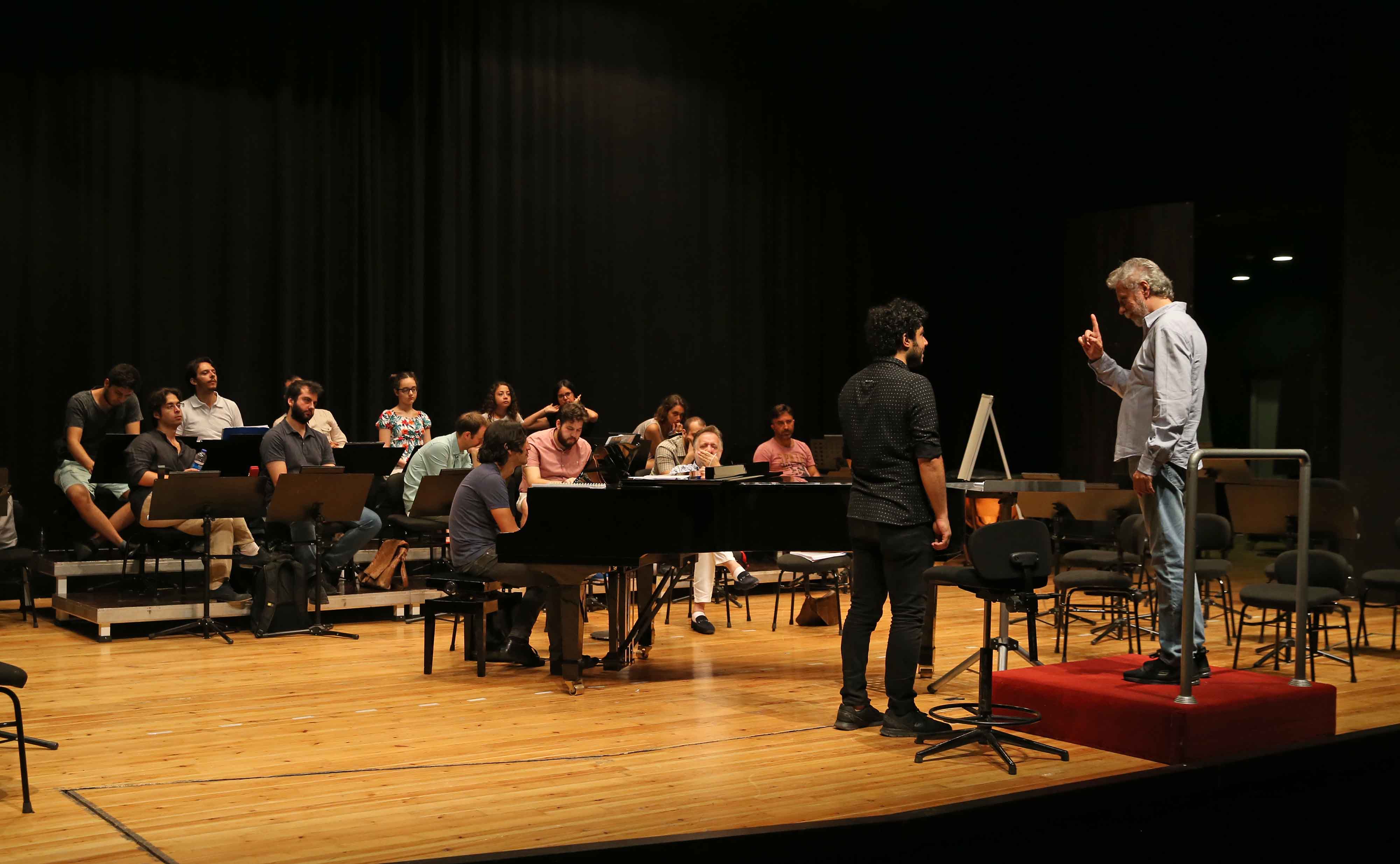 Orkestra şefleri Karşıyaka'da yetişecek