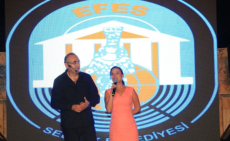 Selçuk'ta Sunay Akın rüzgarı... 