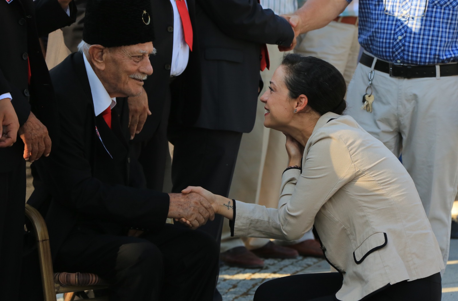 Selçuk'ta zaferin 97.yılında gaziler ve öğrenciler bir arada