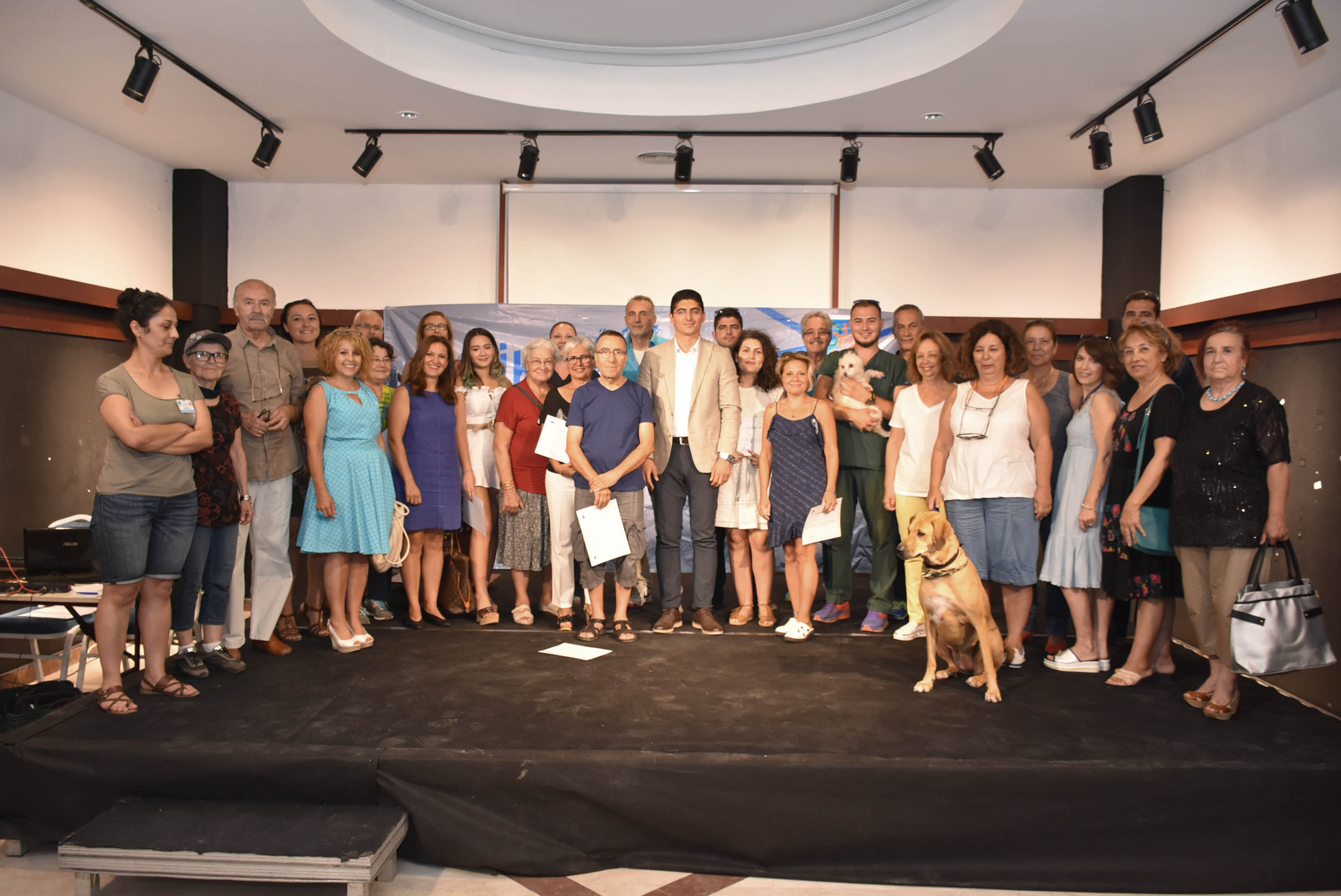 Narlıdere’de can dostlar için gönüllü ordusu