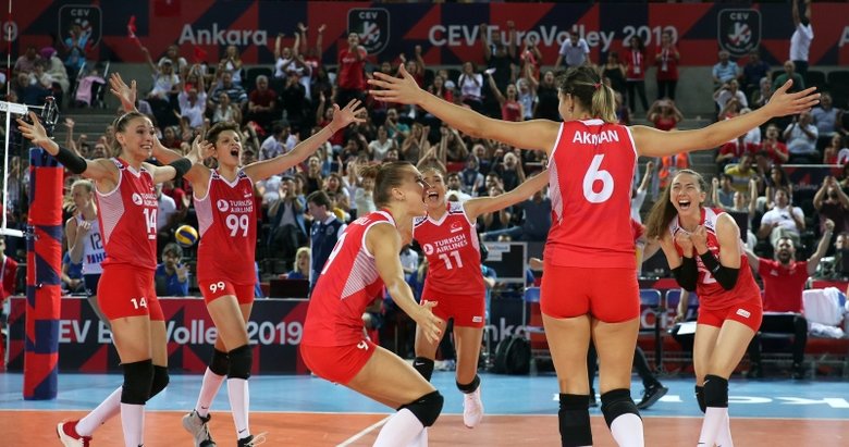 Filede büyük heyecan! Filenin Sultanları final yolunda