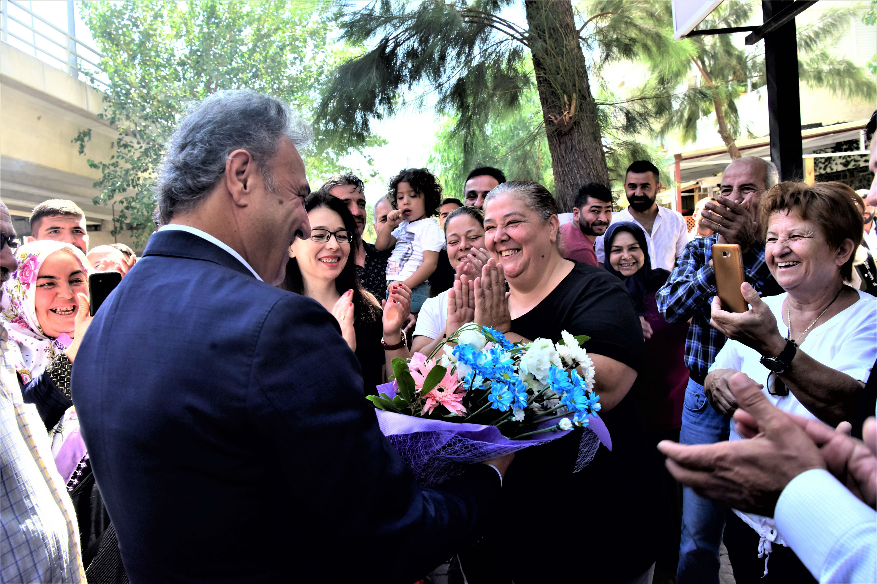 Pazarcılardan Başkan İduğ’a teşekkür