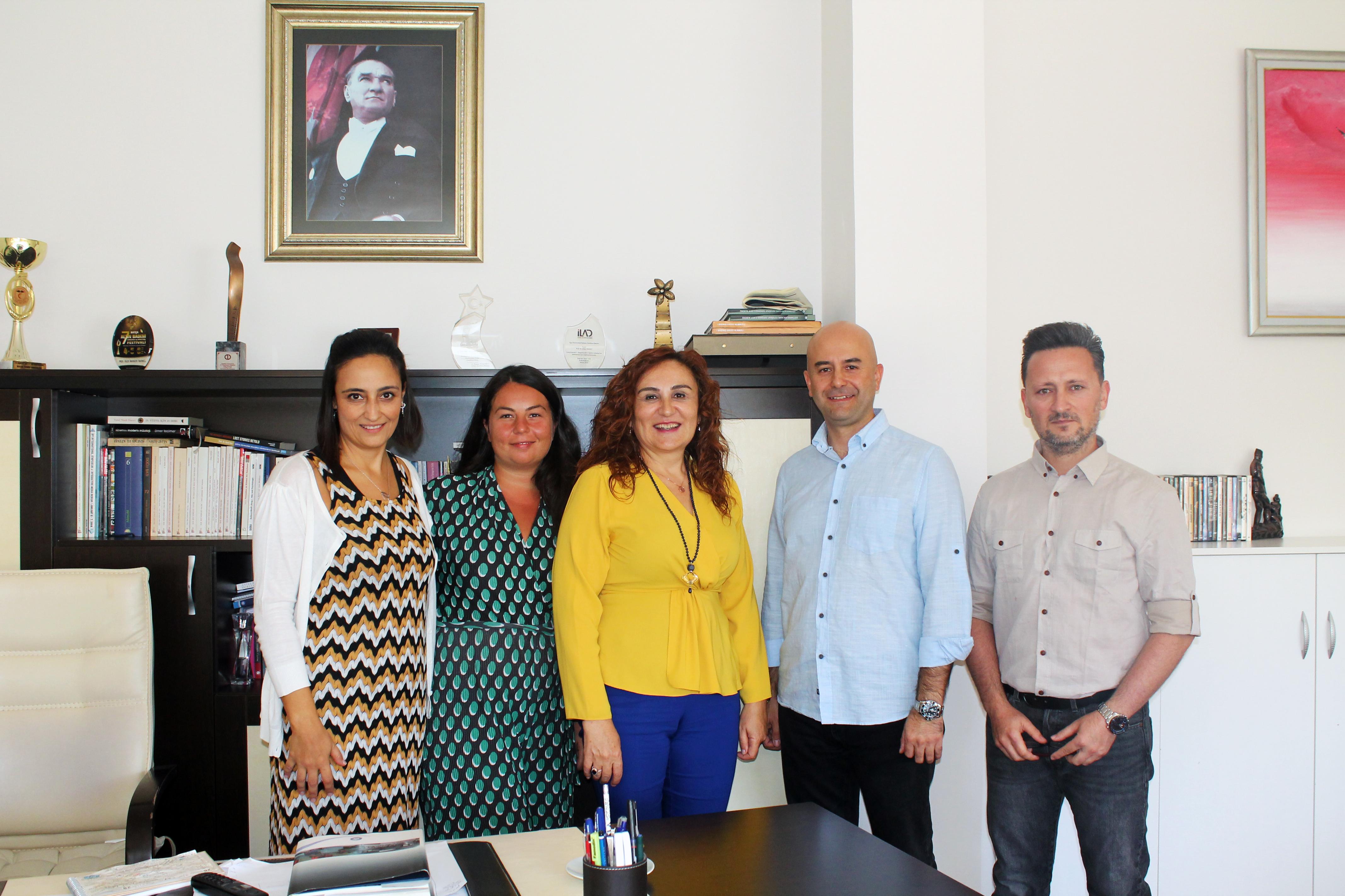 Egeli İletişimcilerden Uluslararası Medya Okuryazarlığı Projesi