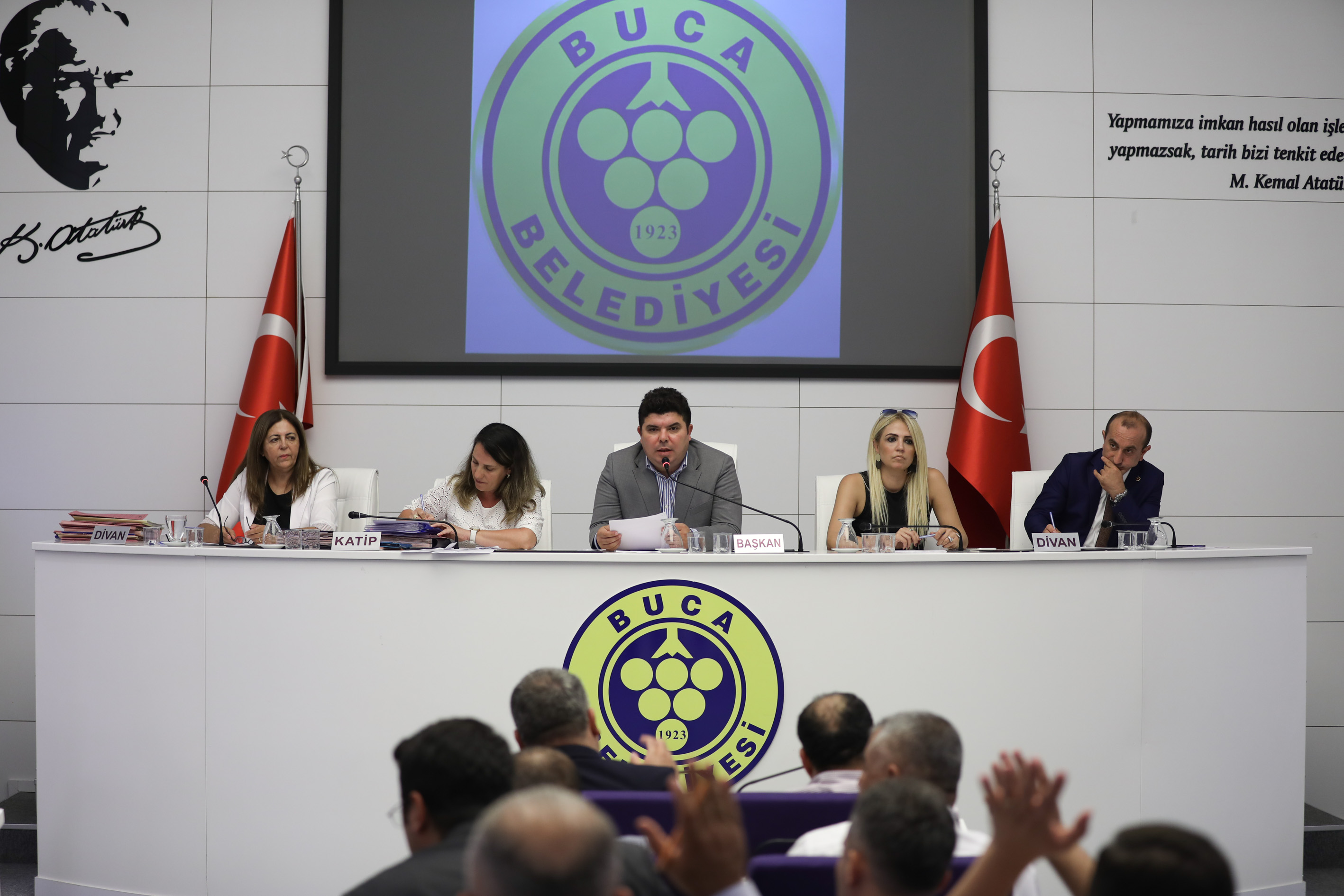 Buca'da kadına şiddete geçit yok!