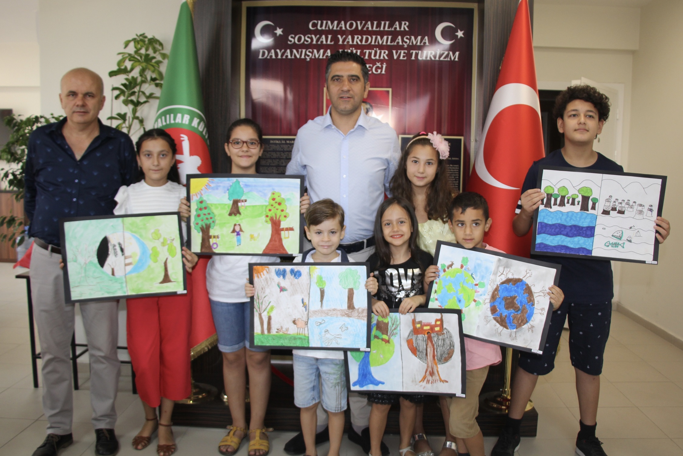 Başkan Kayalar'dan anlamlı davet...Yangın mağduru ailelerin çocuklarına destek için sergi