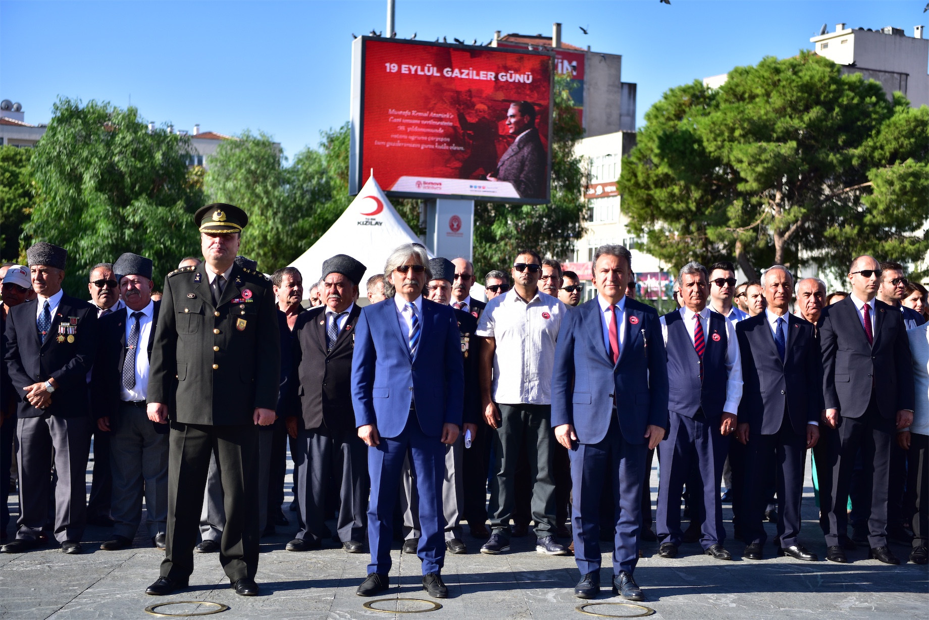 Bornova'da gazilere vefa