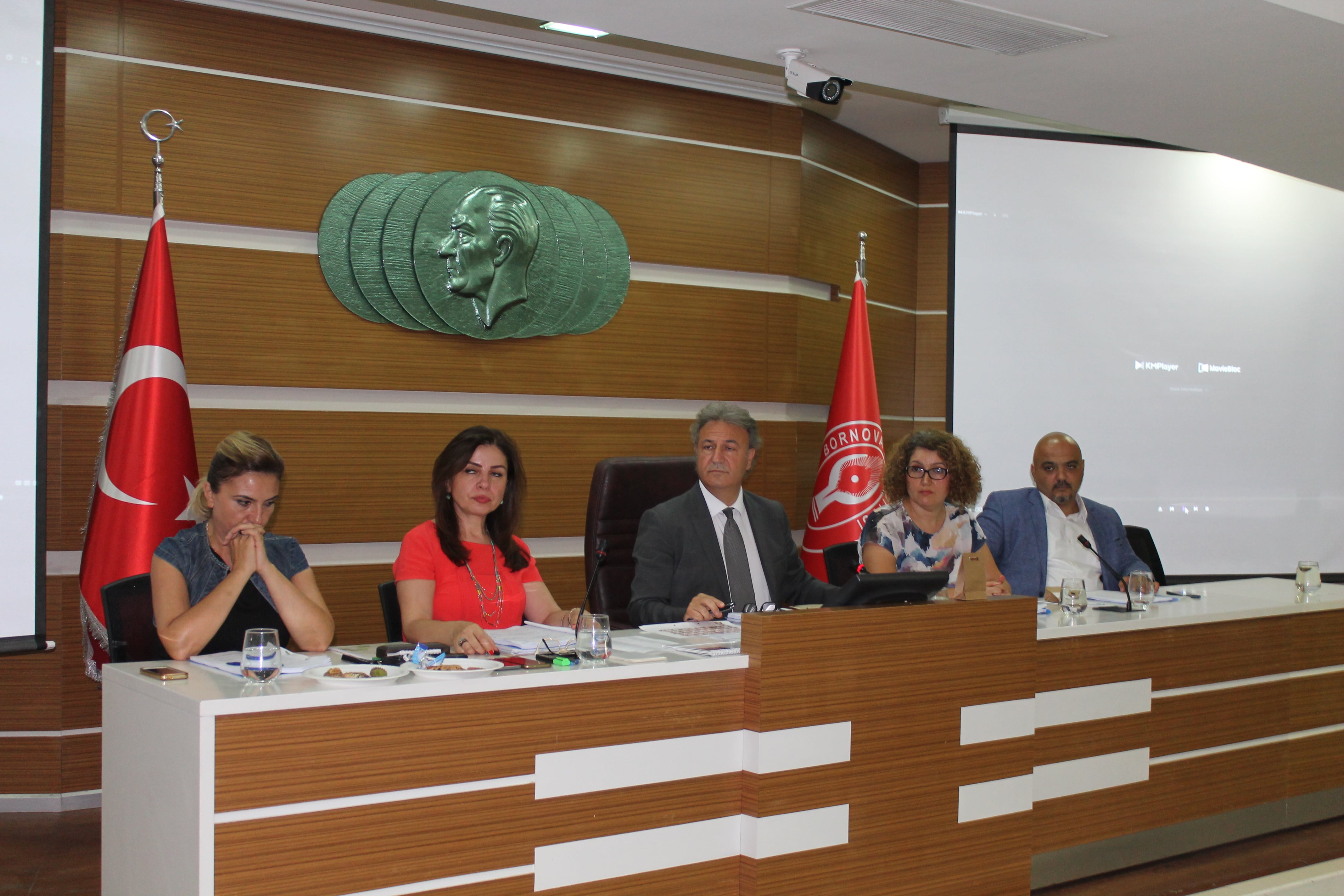 Bornova Belediyesi'nde tutanak tartışması... İki çalışana ceza