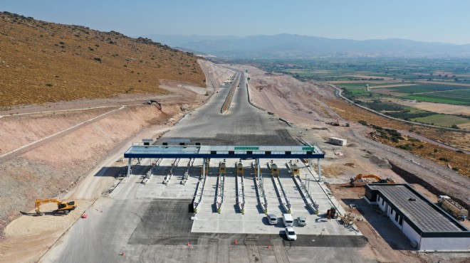 Menemen-Aliağa-Çandarlı Otoyolu ile Çandarlı'ya ulaşım 40 dakikaya iniyor