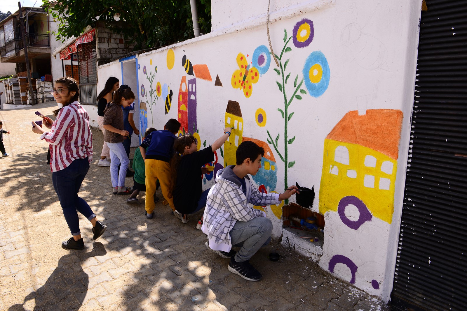 Yenikurudere Köyü'nün duvarları yeniden hayat buluyor
