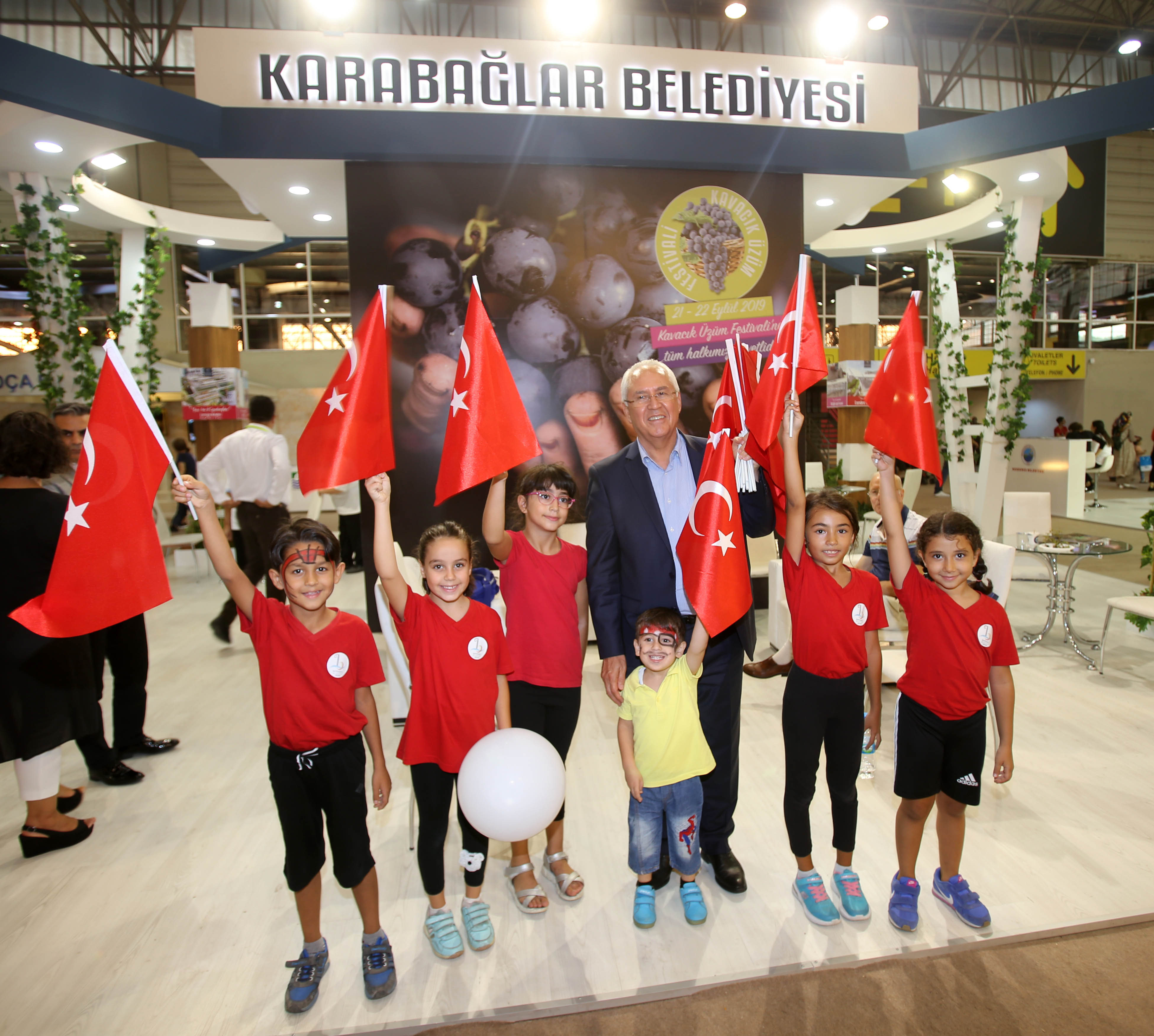 Tüm İzmir davetli. Kavacık Üzüm Festivali başlıyor