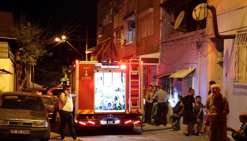 İzmir'de yangın sonrası şüpheli ölüm!