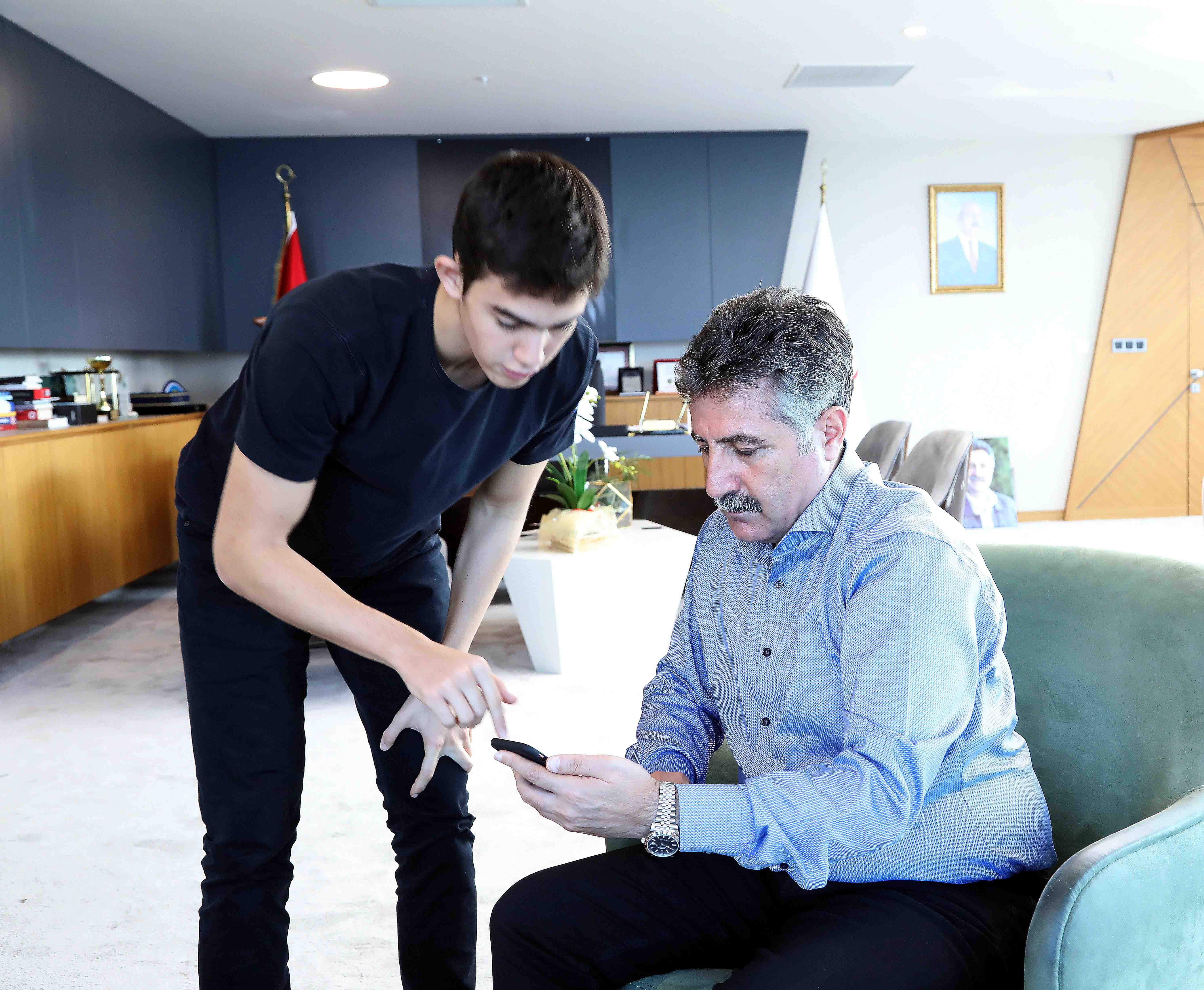 Liseli Gürel’den sosyal sorumluluk projesi