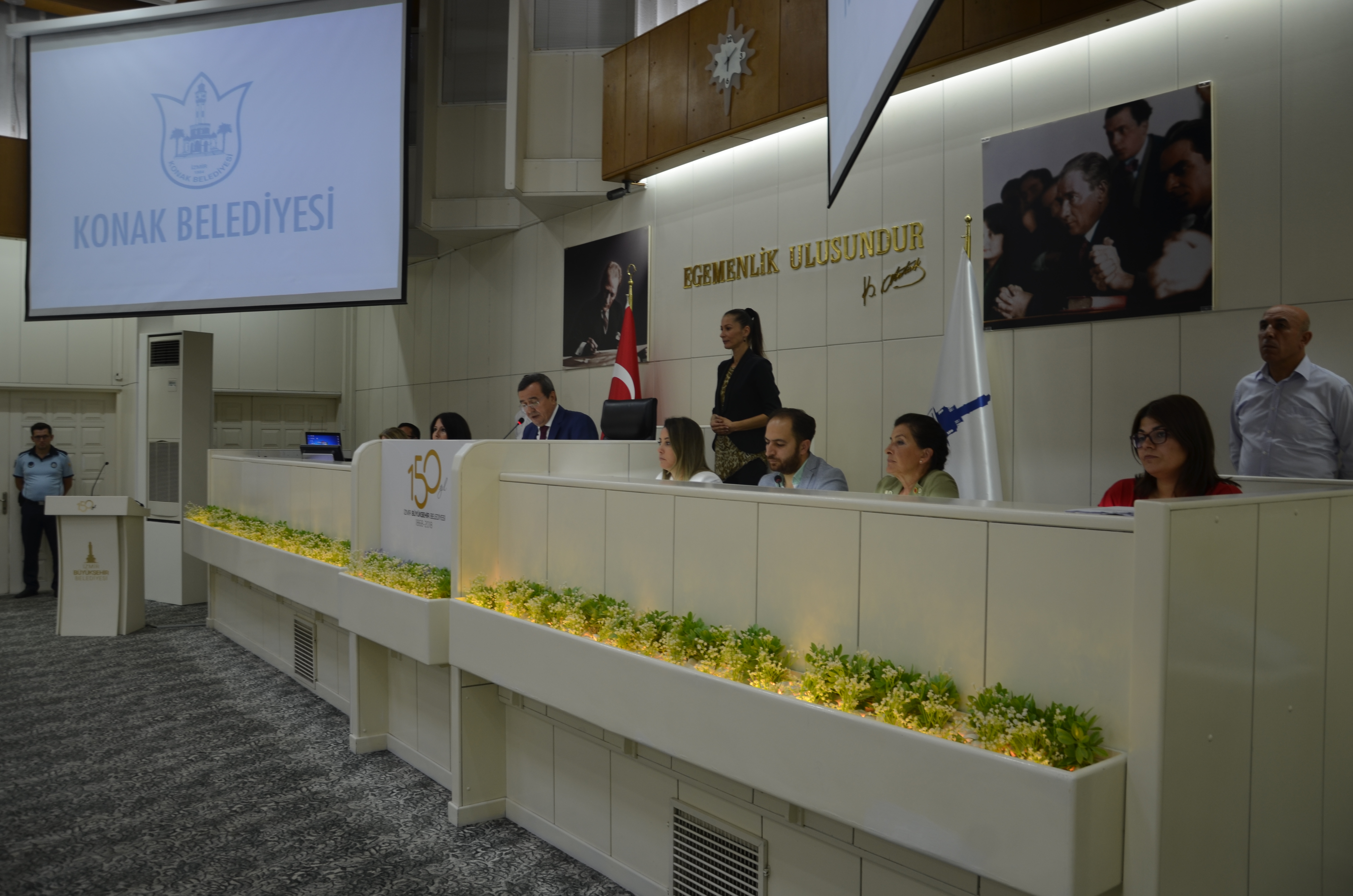 Başkanlar zirvesinde alınan karar hayata geçirildi. CHP'den PKK'ya kınama geldi