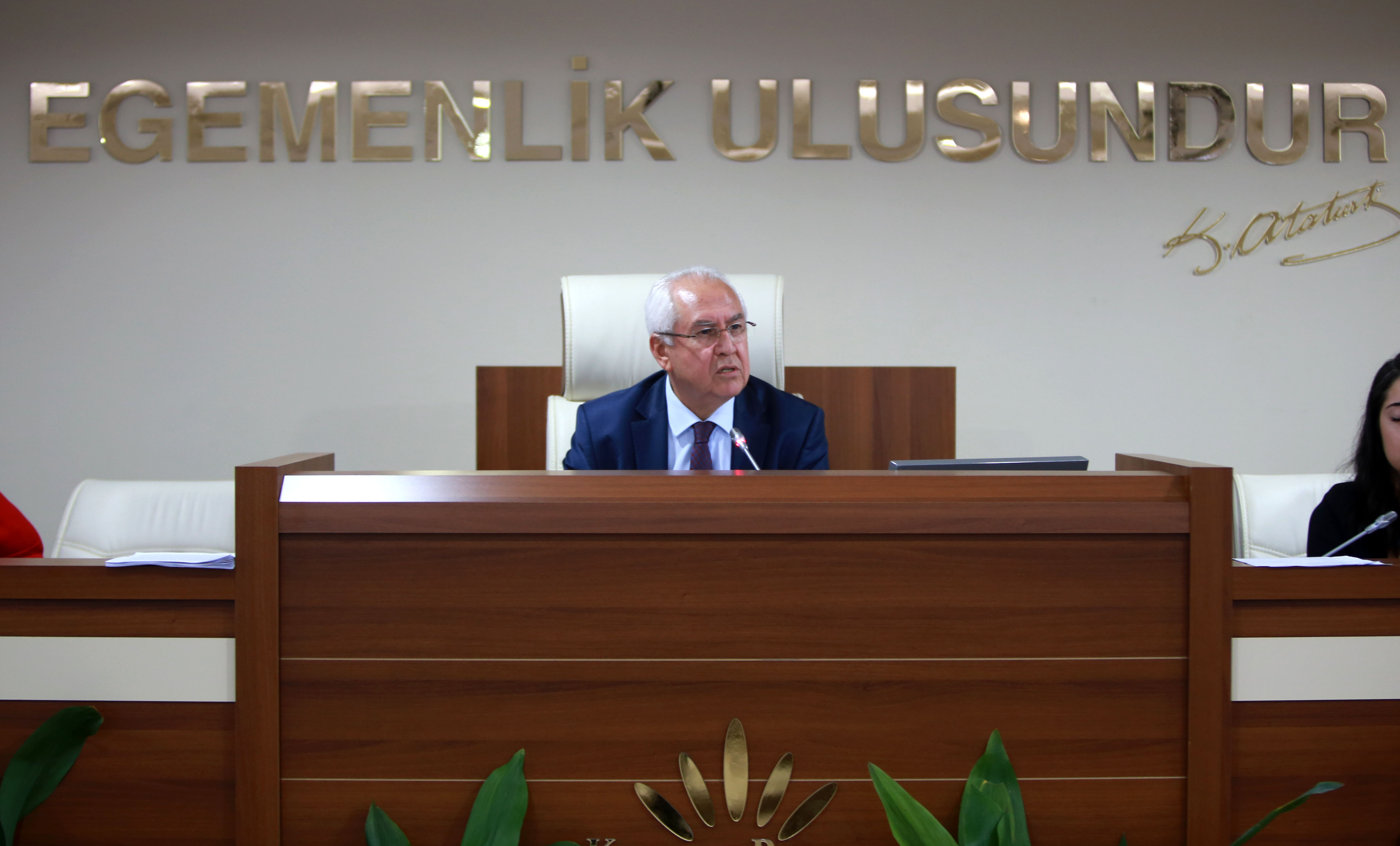 Selvitopu: '' Kadın evde hapsolmayacak! ''