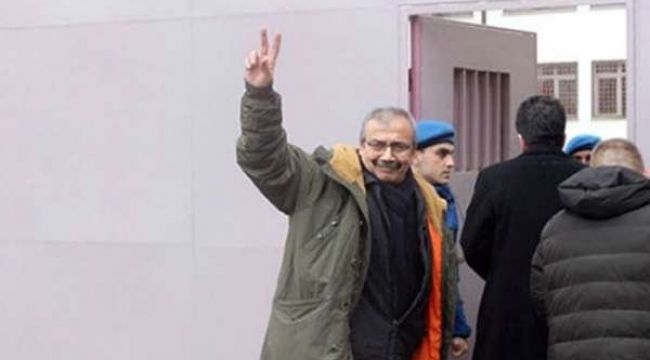 Sırrı Süreyya Önder tahliye oldu