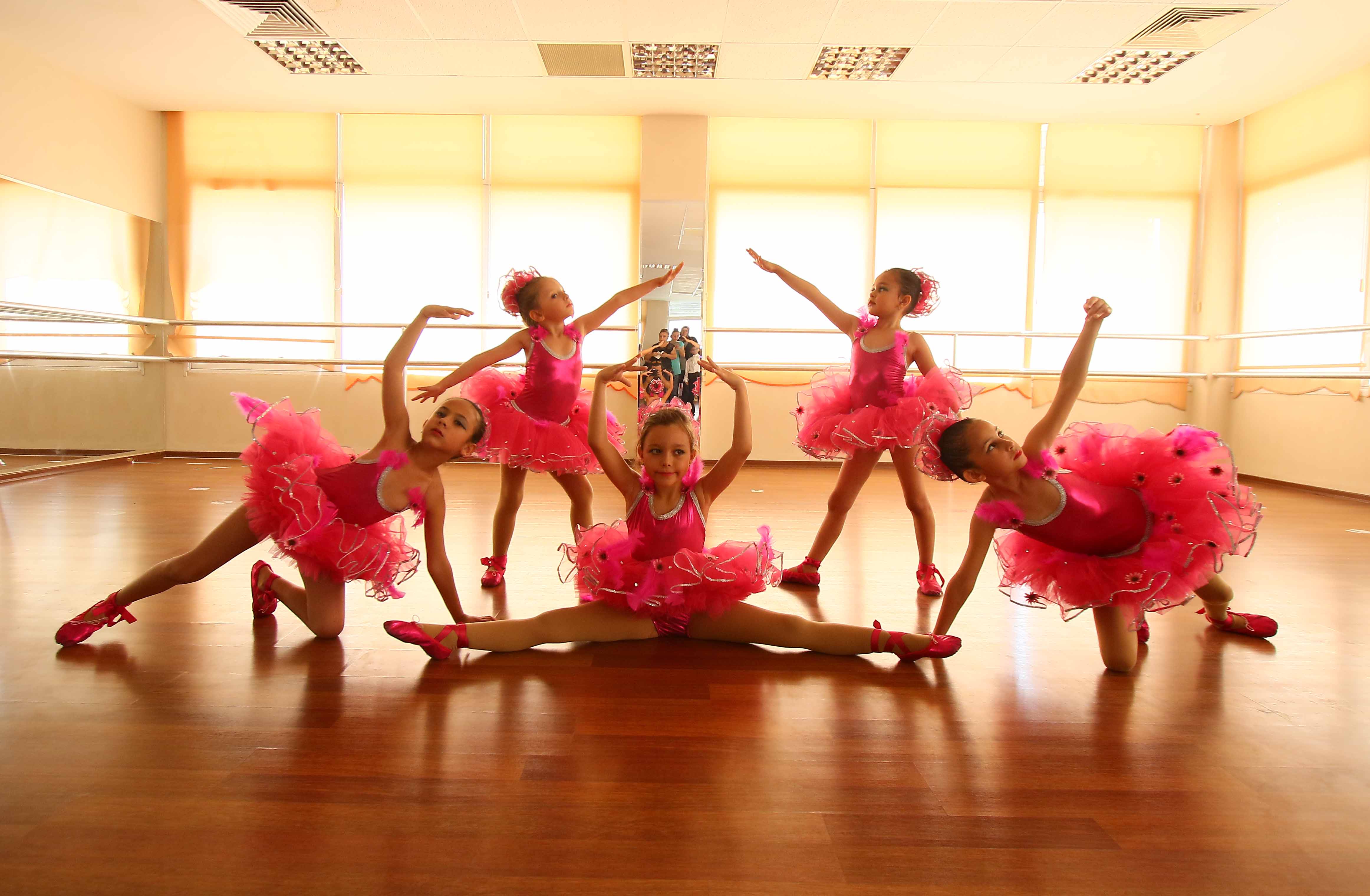 Bayraklı'da 5 bin kişiye spor kursu