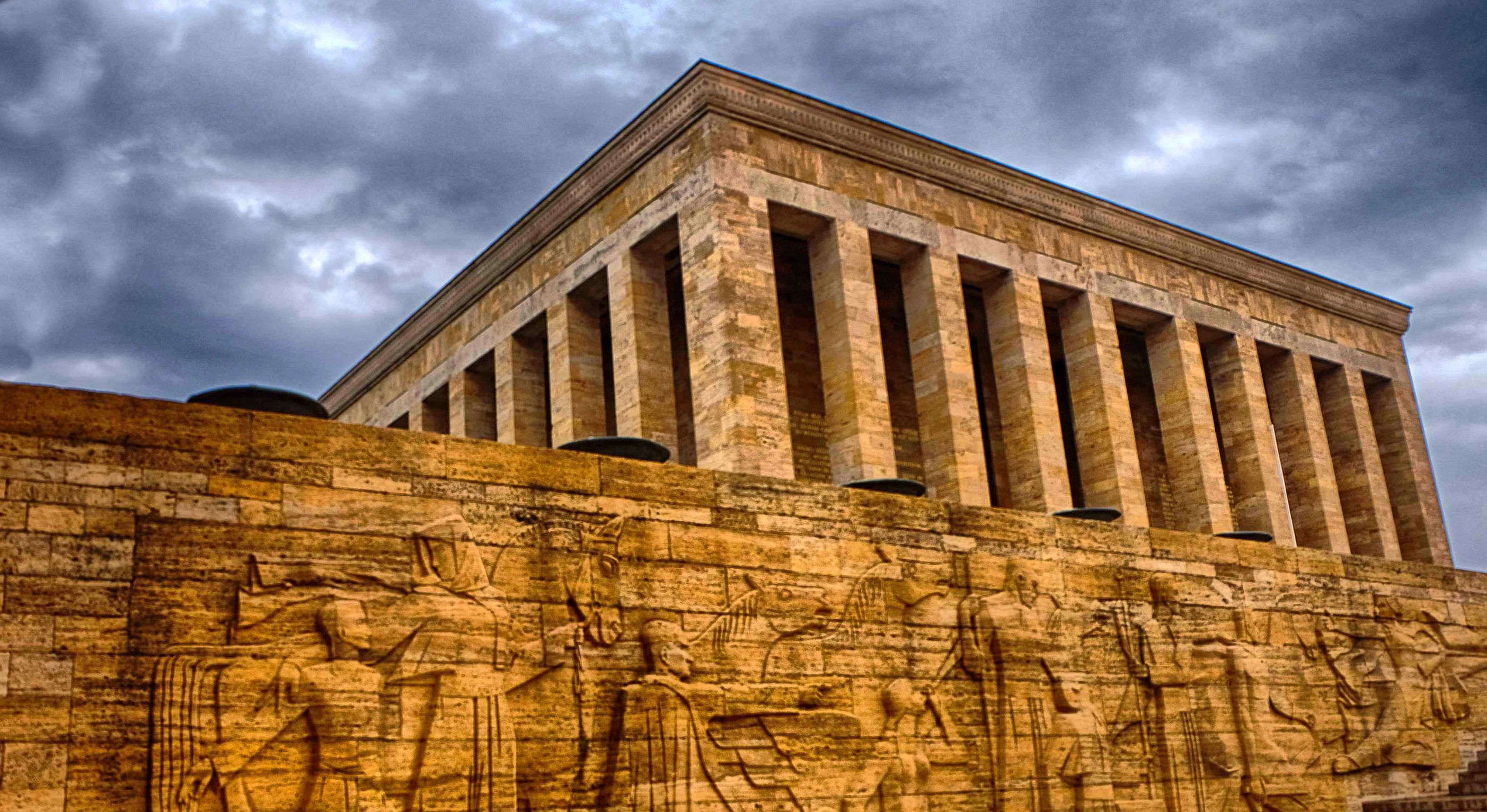 Usta gazeteci Karar’ın objektifinden Anıtkabir sergisi Buca'da!