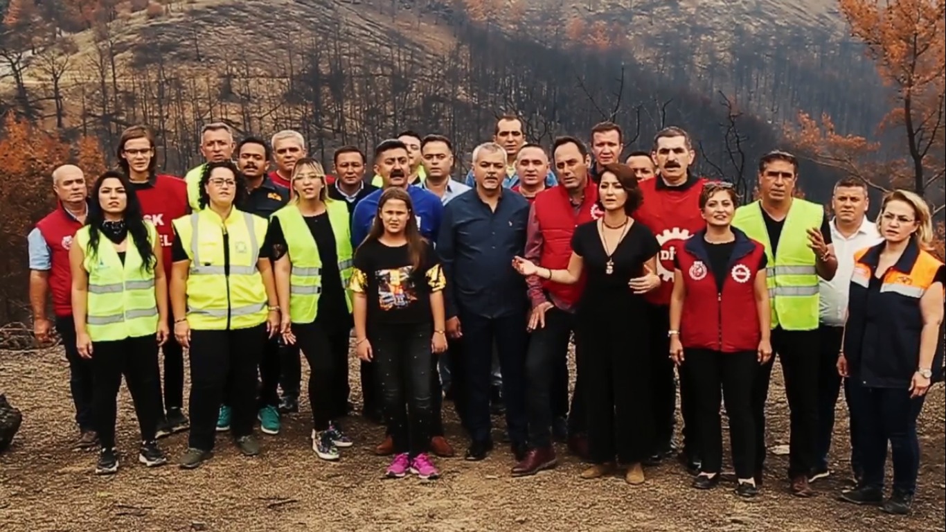 Türkiye'de ilk, İZELMAN işçileri yanan ormanlar için söyledi!