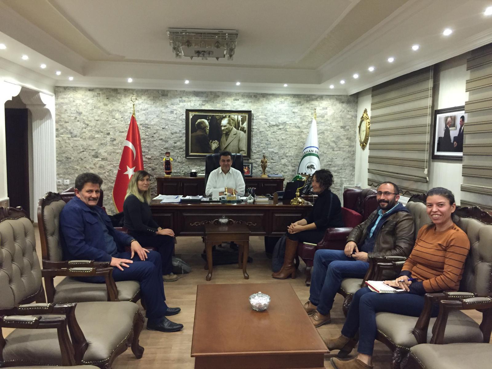 Efes Selçuk'tan Ardahan Belediyesi'ne destek