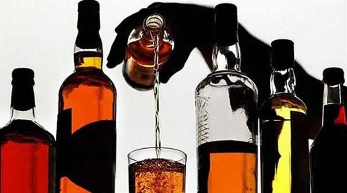 İçki ve tütüne vergi de işe yaramadı. Oran arttı, gelir düştü