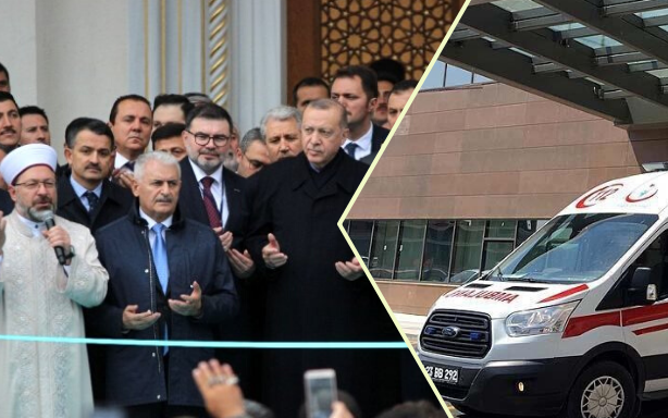 Ambulanslar Erdoğan'ın İzmir ziyaretinde... 'Hastalar 5 saattir bekliyor' iddiası