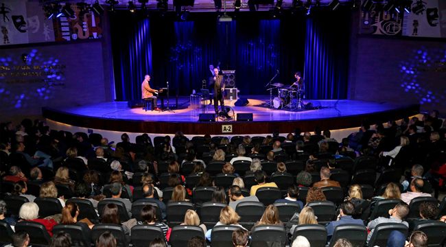 Karşıyaka'da caz rüzgarı