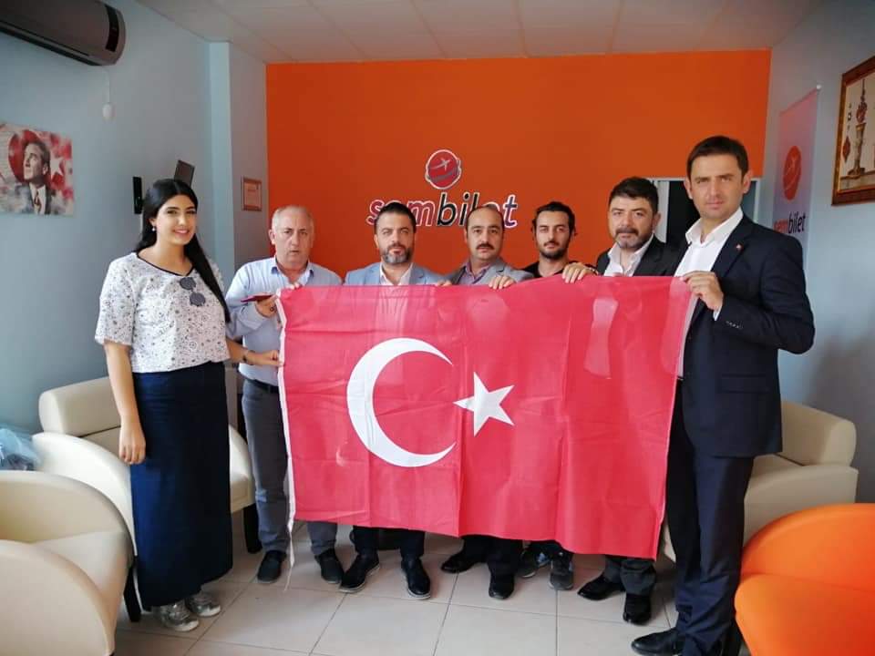 AK Parti İzmir'de söz mahallelerde