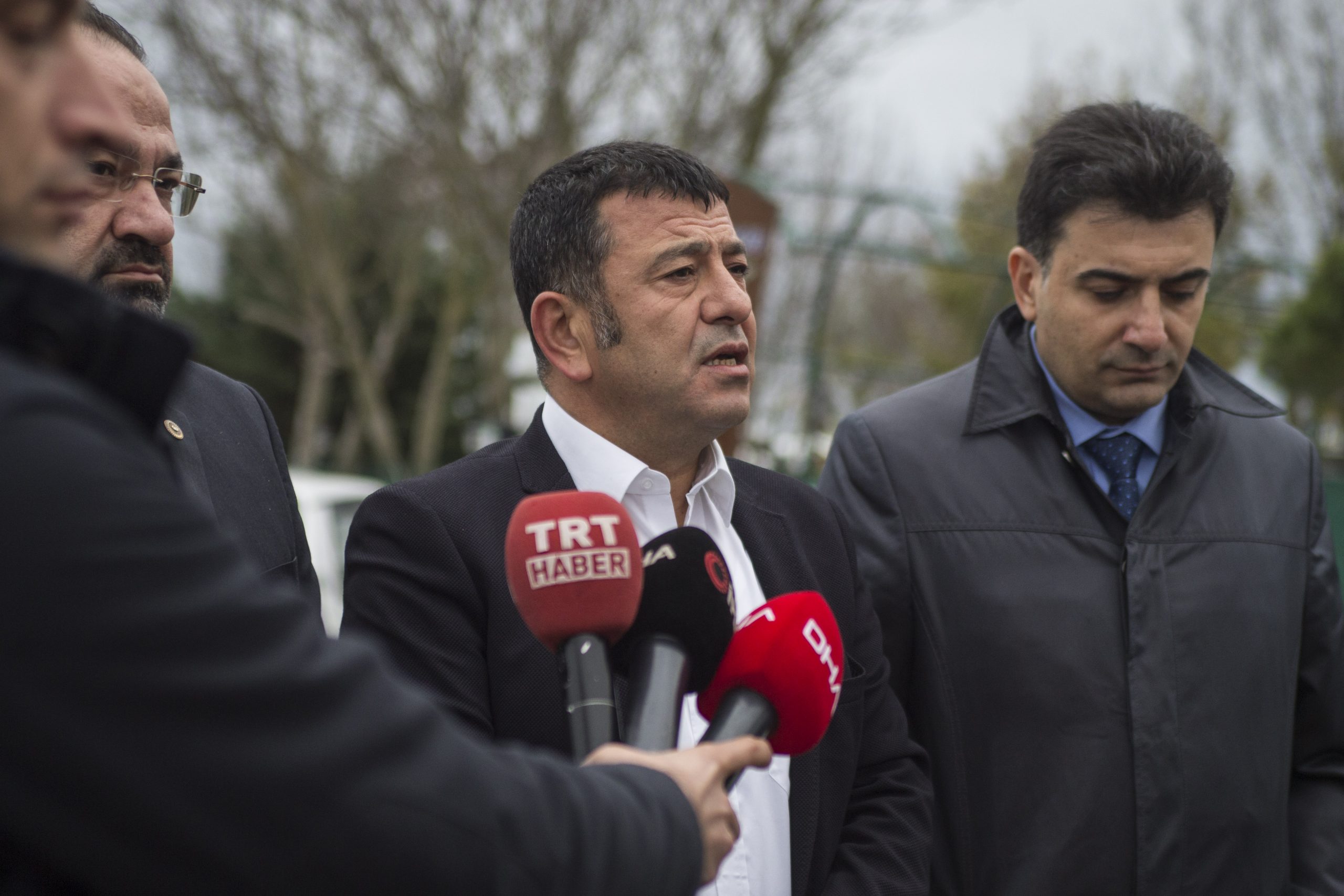 CHP'den Selahattin Demirtaş'a ziyaret