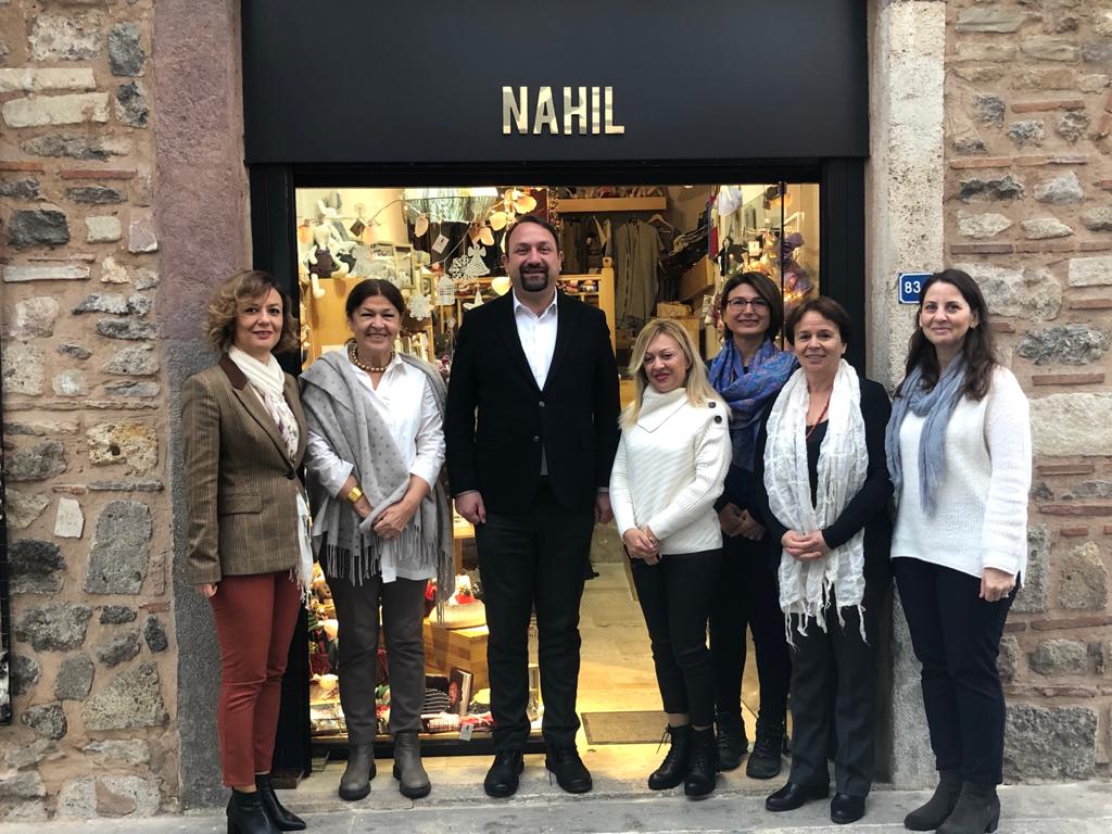 Gümrükçü Kemeraltı’nda üretici kadınlarla protokol imzaladı