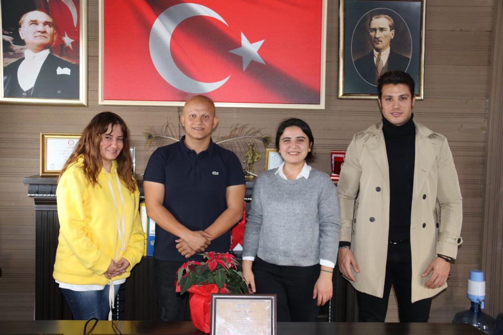 918 litre atık yağ toplayan Çeşmeli muhtara ‘Teşekkür Belgesi’