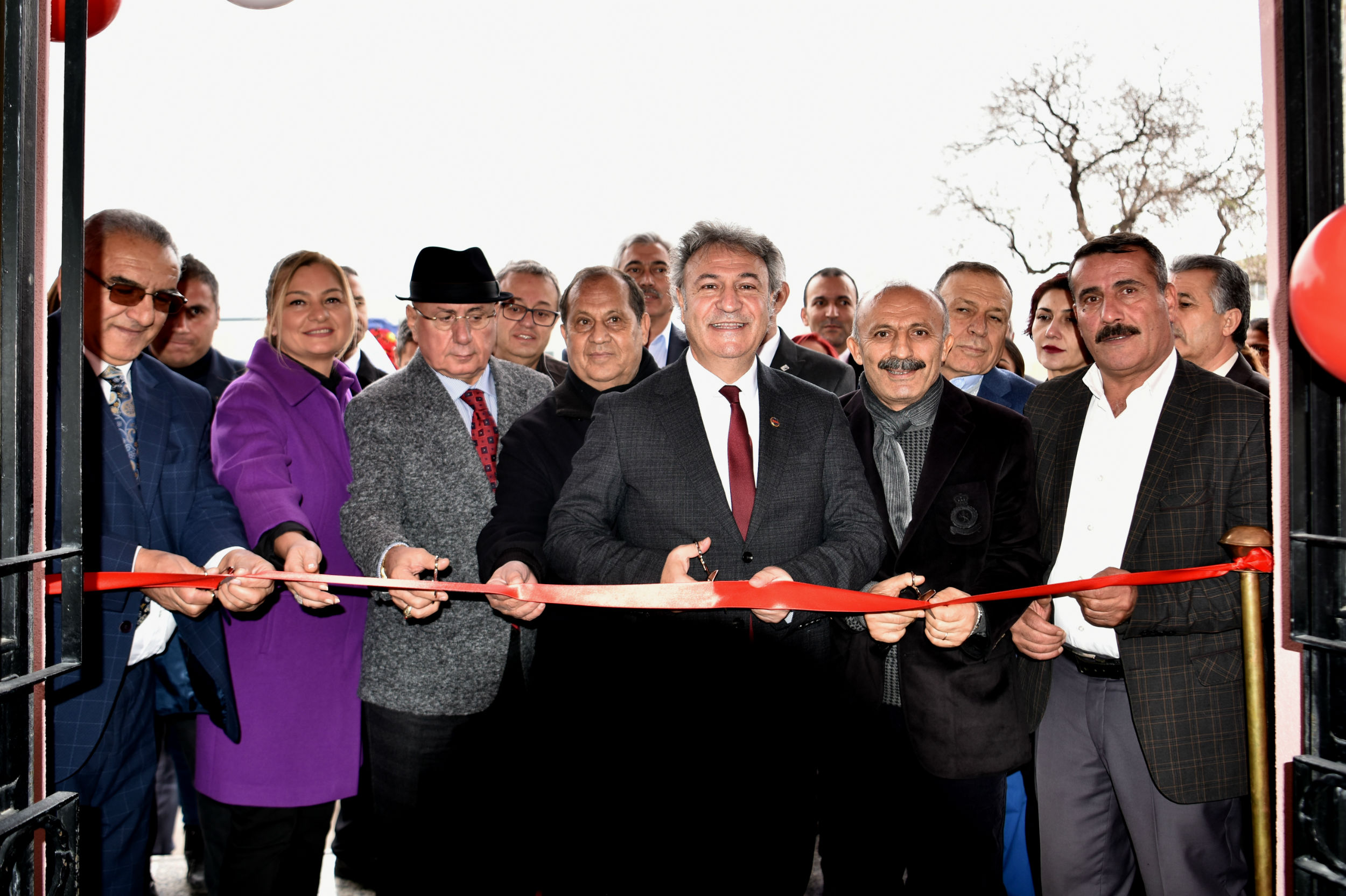 Bu merkezde herşey Bornova'nın çınarları için