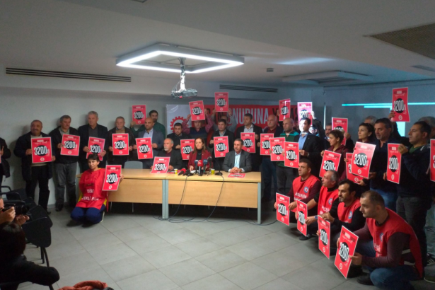 DİSK yeni asgari ücret talebi açıkladı: En az 3200 TL olmalı