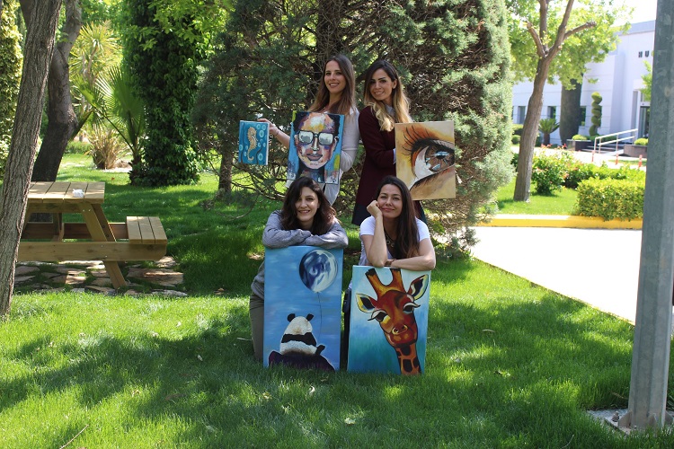 Güçlü kadınlardan ilham veren ekip: ''Artist Panda''