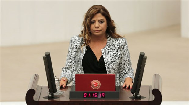 Zeynep Altıok beraat etti