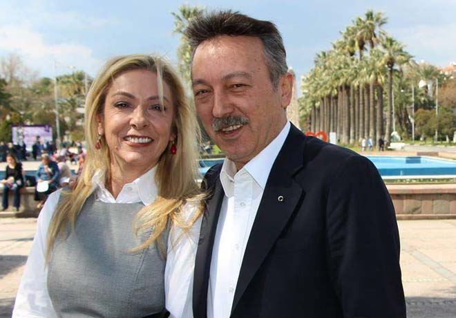 CHP’li vekilin kızından örnek davranış: Karnı aç olan öğrencileri şirketine davet etti