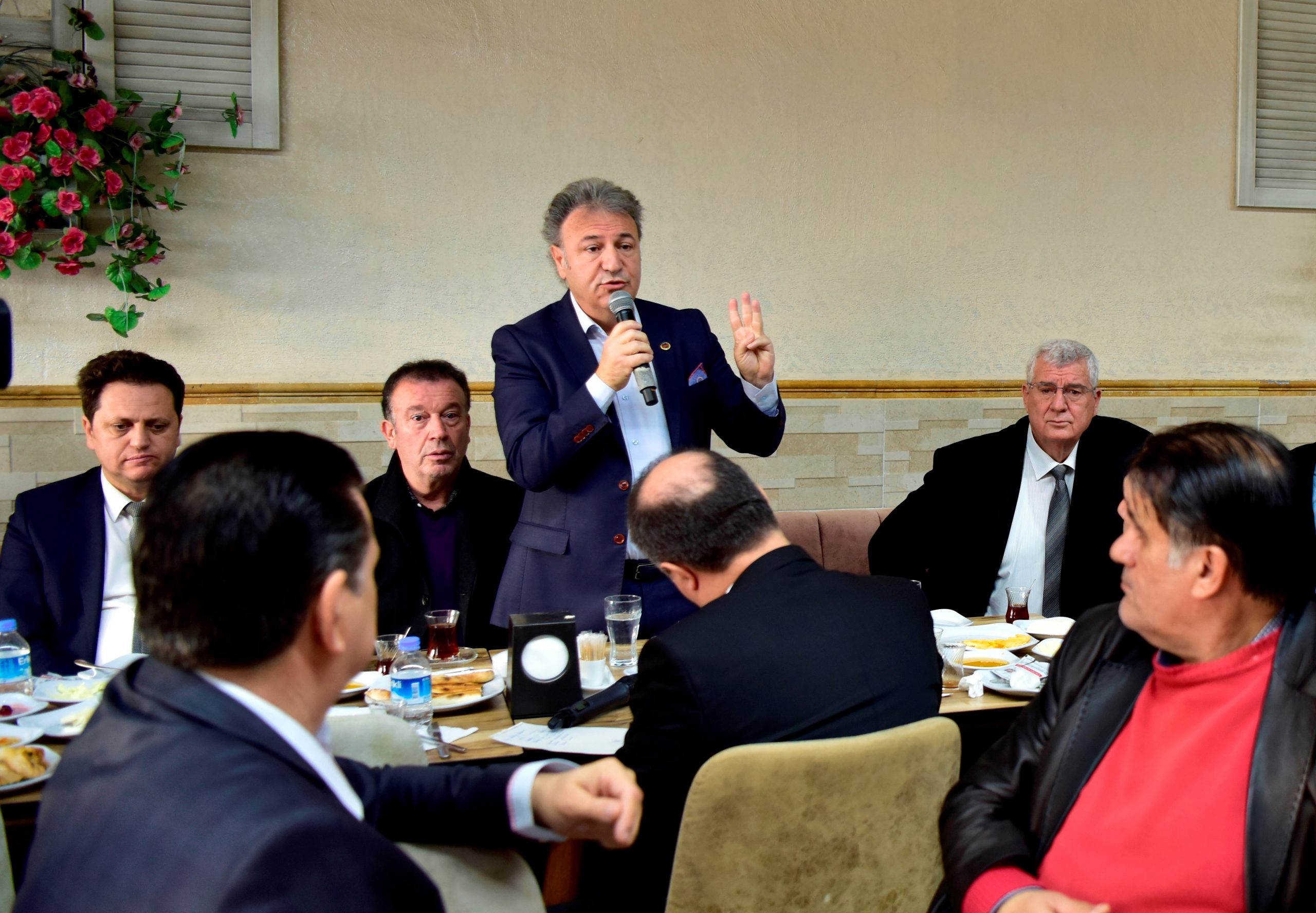 Başkan İduğ'dan amatöre çifte müjde!