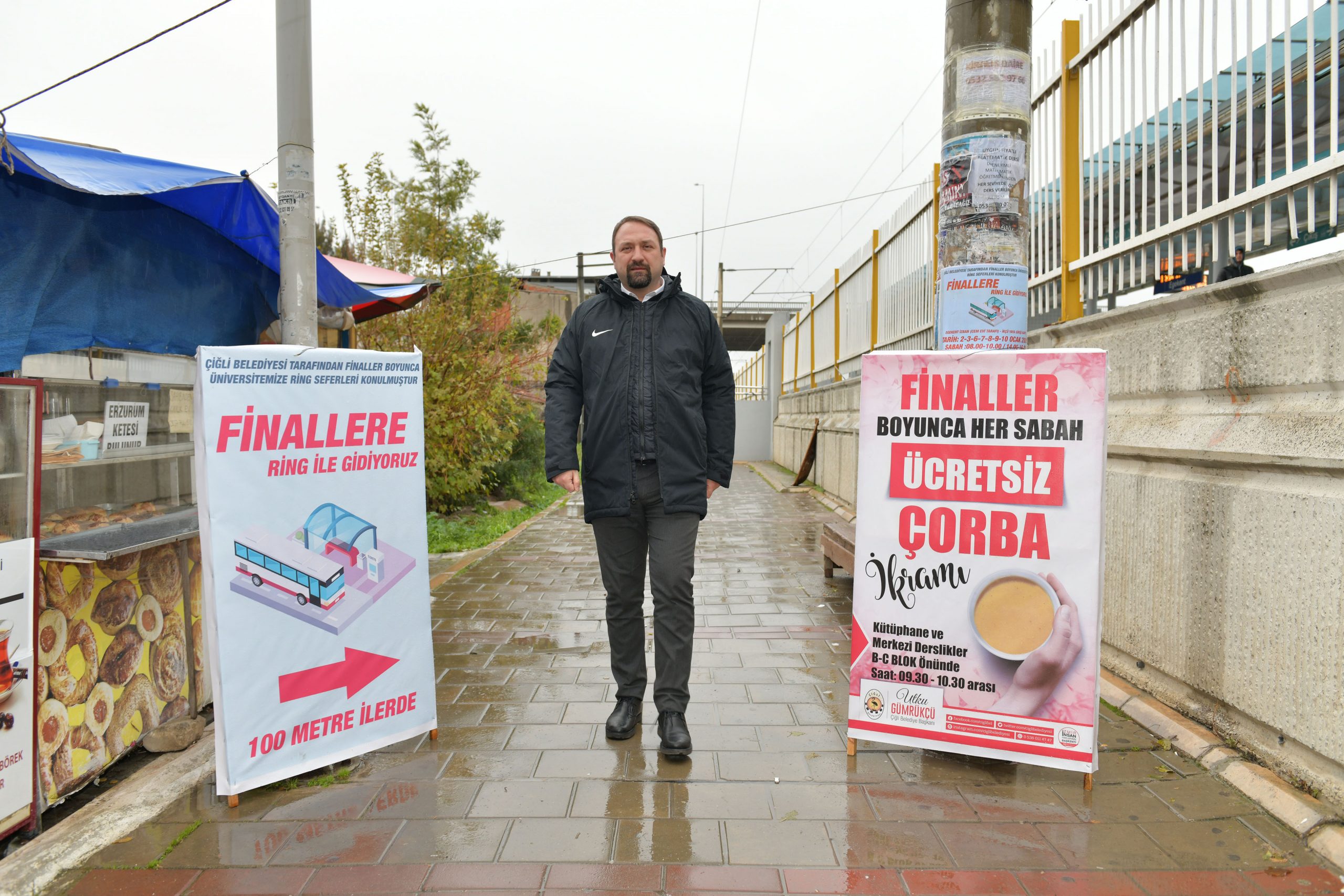 Çiğli Belediyesi soğukta öğrencileri yalnız bırakmayacak: Ulaşım ve çorba hizmeti