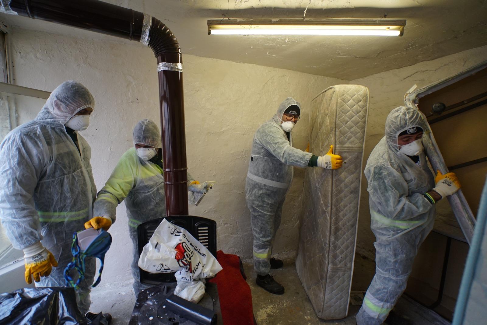 Konak Belediyesi engelli çiftin yüzünü güldürdü