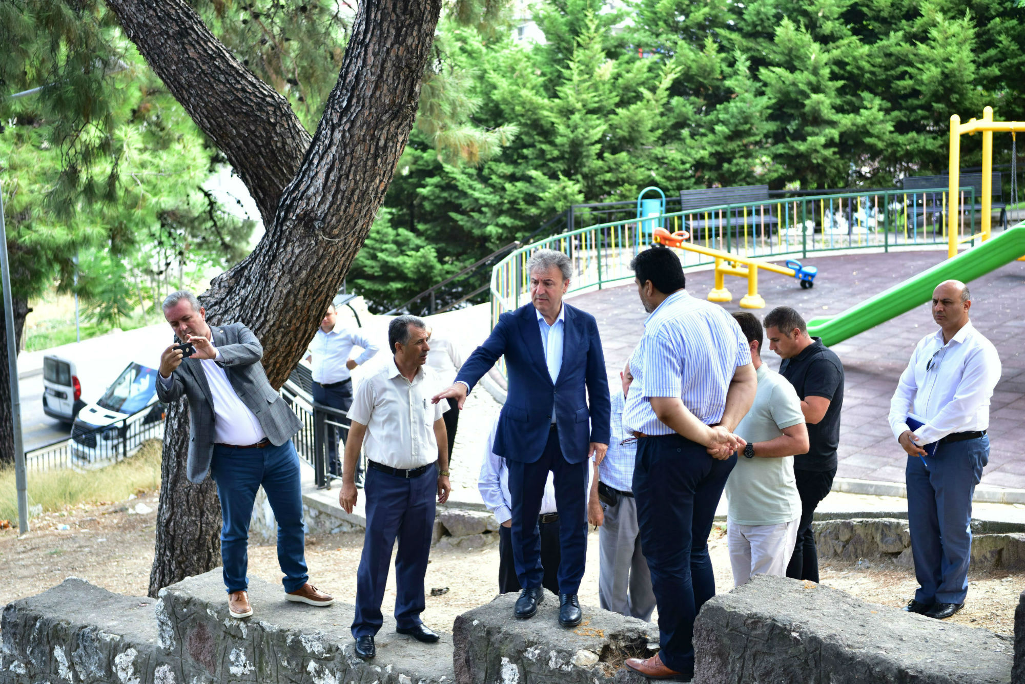 Bornova Belediyesi 9 ayda 105 bin metrekare yol çalışması yaptı
