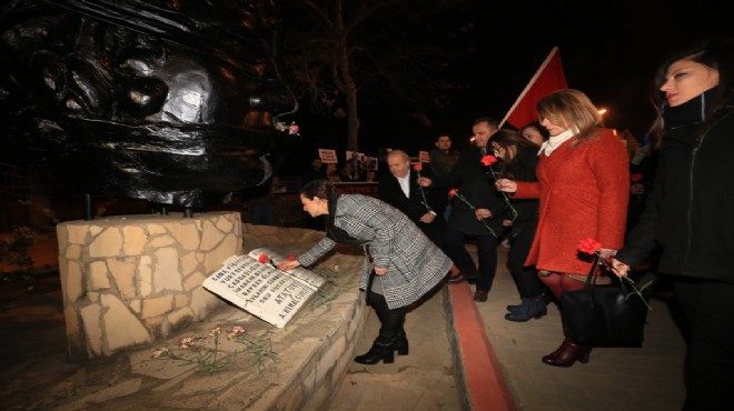 Mumcu Selçuk’ta heykeli başında anıldı