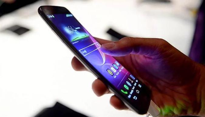 Pahalı telefonda taksit düşüyor