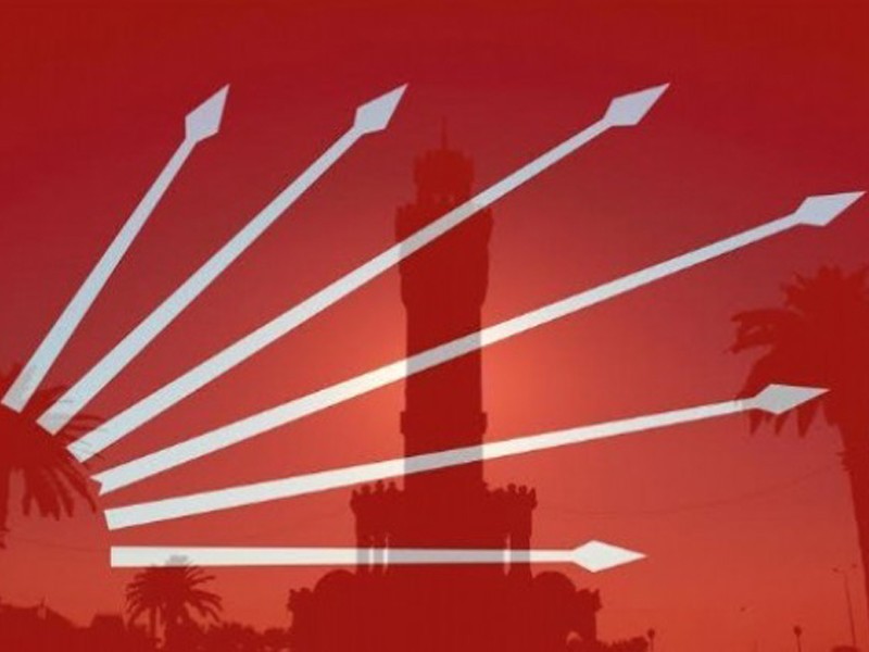 CHP İzmir’de değişim rüzgarı! Kimler gitti, kimler geldi?