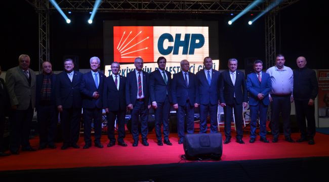 CHP Karabağlar'da kongrenin ardından ilk buluşma. Birlik ve beraberlik mesajı