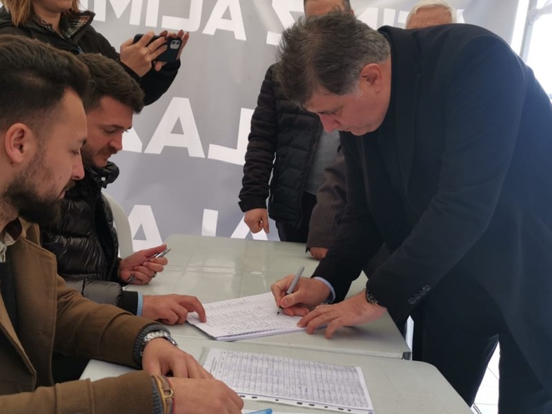 CHP Karşıyaka'dan 'stat' kampanyası: Başkan Tugay'dan büyük destek