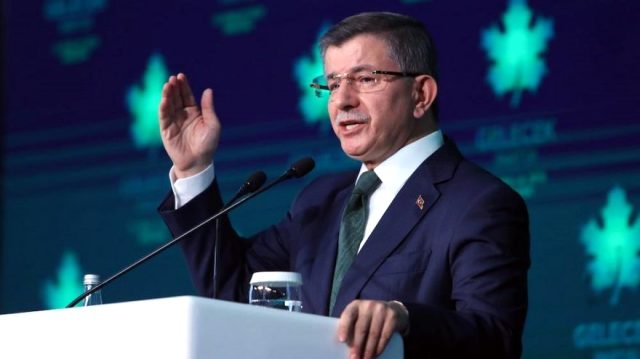 Davutoğlu'ndan çok konuşulacak çıkış: Ekonomide rakamlarla oynuyorlar